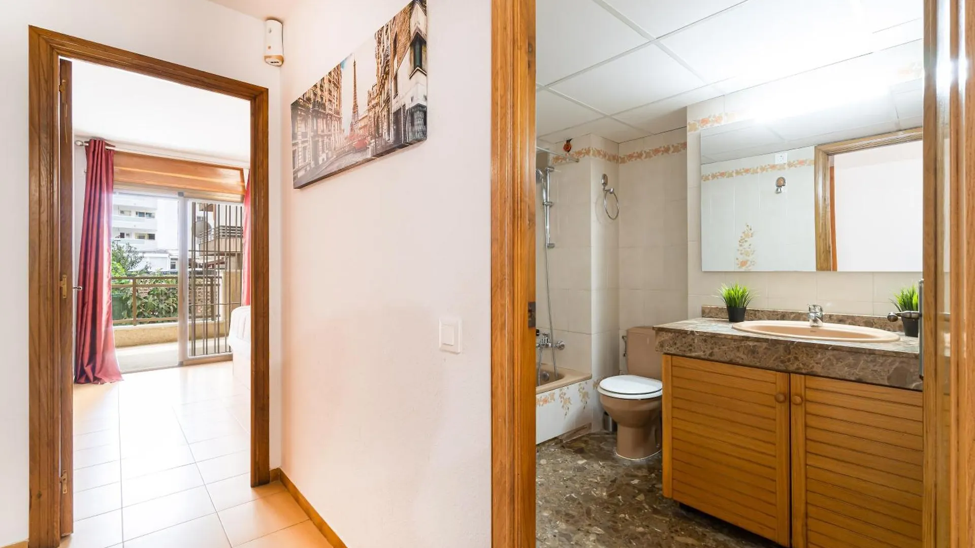 TuristMar - Amplio Apartamento en Salou con piscina, a 2 minutos de la Playa España